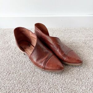 Free People Royale Flat Boot Distressed Leather d’Orsay Pointed Toe Brown 39